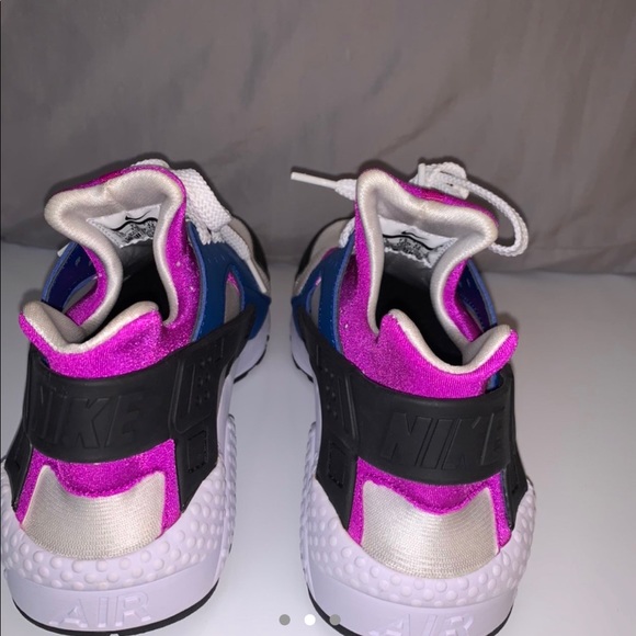 Nike Air Huarache - Picture 2 of 3